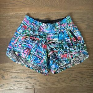 Lululemon Tracker Shorts - Seawheeze 2018